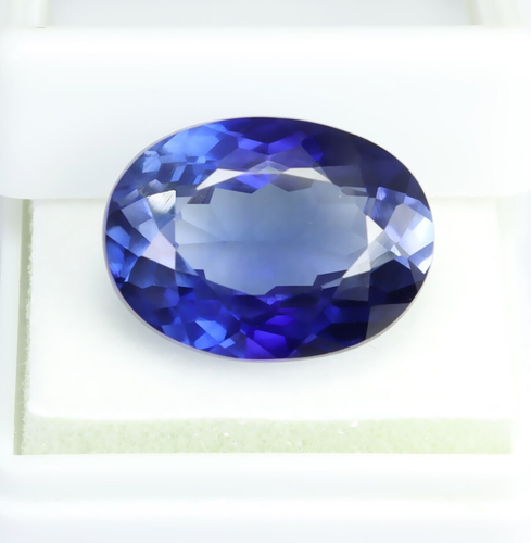 Saphir Bleu Traité - 0,64 Carat - Référence P25.161 - Traitement Remplissage Verre/plomb - Neuf Avec étiquettes