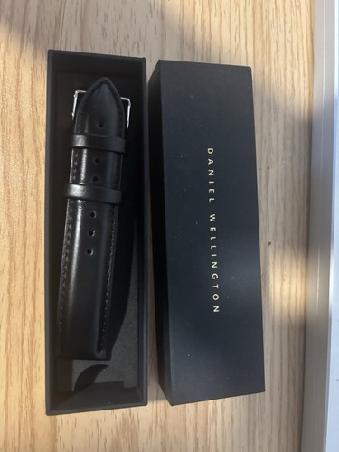 Daniel Wellington Black Leather Strap Band || DW 40mm Watch || Sheffield Bristol