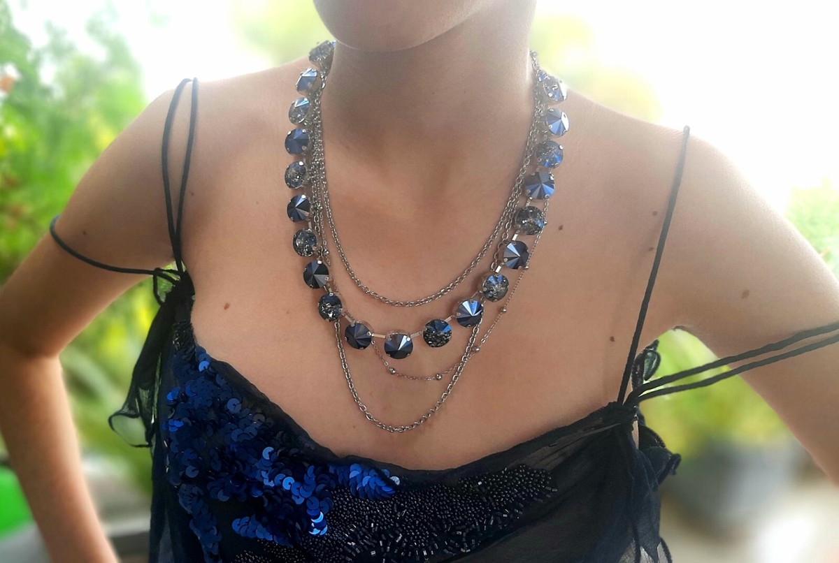 Anna Wintour Metallic Blue Crystal Long Chains Necklace Platinum
