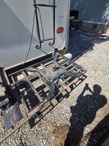 CURT Spyder Fifth Wheel to Gooseneck Adapter, 25K GTW, Standard Rails ...
