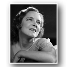 Helen Hayes Photo 8x10 Portrait Headshot-1