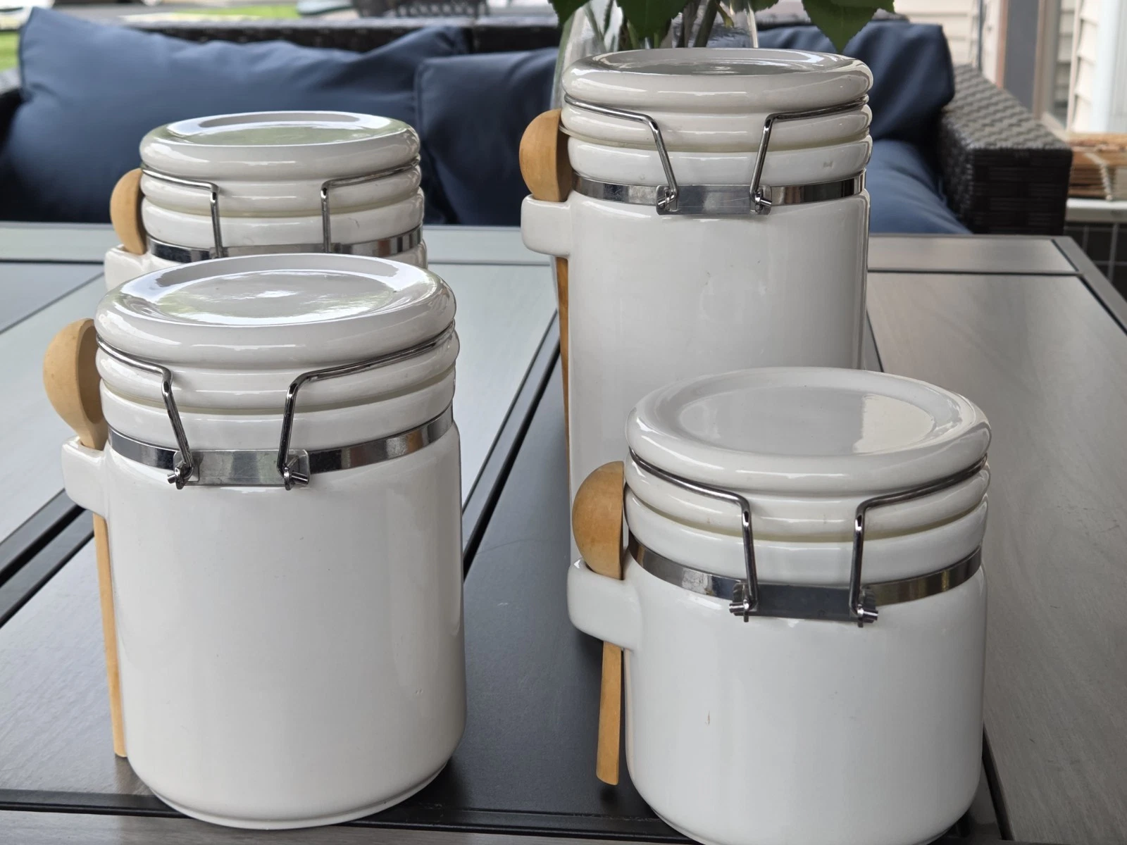 Set of 4 White Ceramic Kitchen Canisters Storage Jars w/ Lids & Wooden Spoons