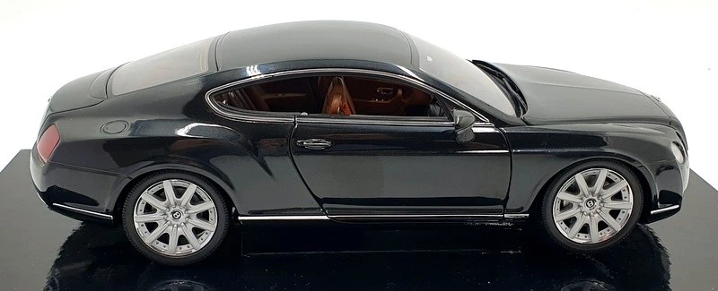 Minichamps 1/18 Scale BL389 Bentley Continental GT RHD - Midnight Emerald - Image 4 of 4