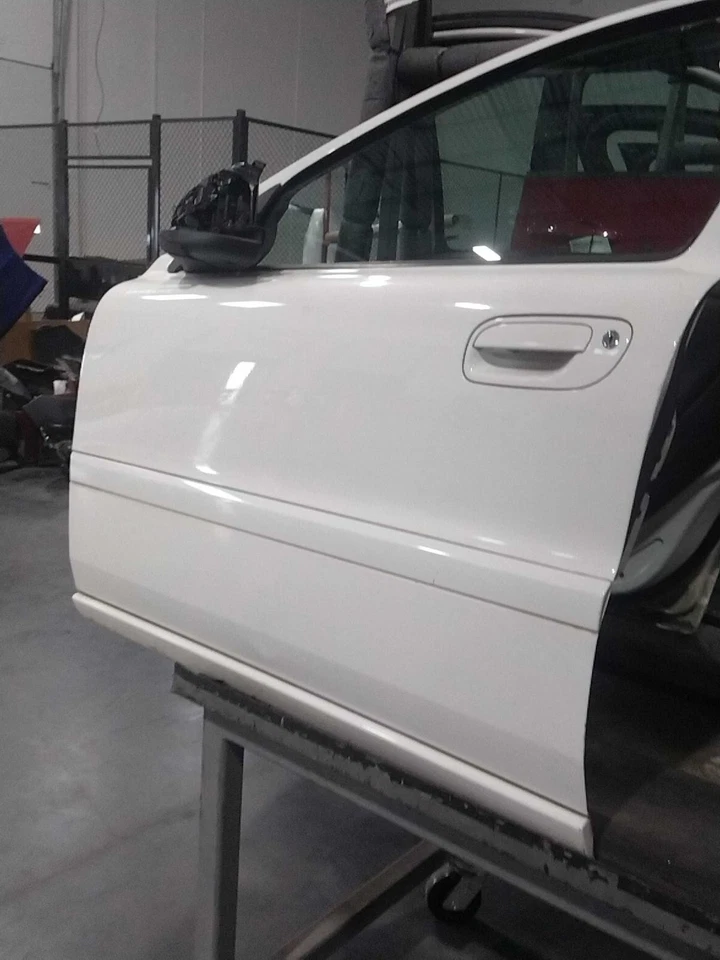 2007 Volvo S60 Left Front Door 552190 Used OEM Part 206K Miles - Image 2 of 4