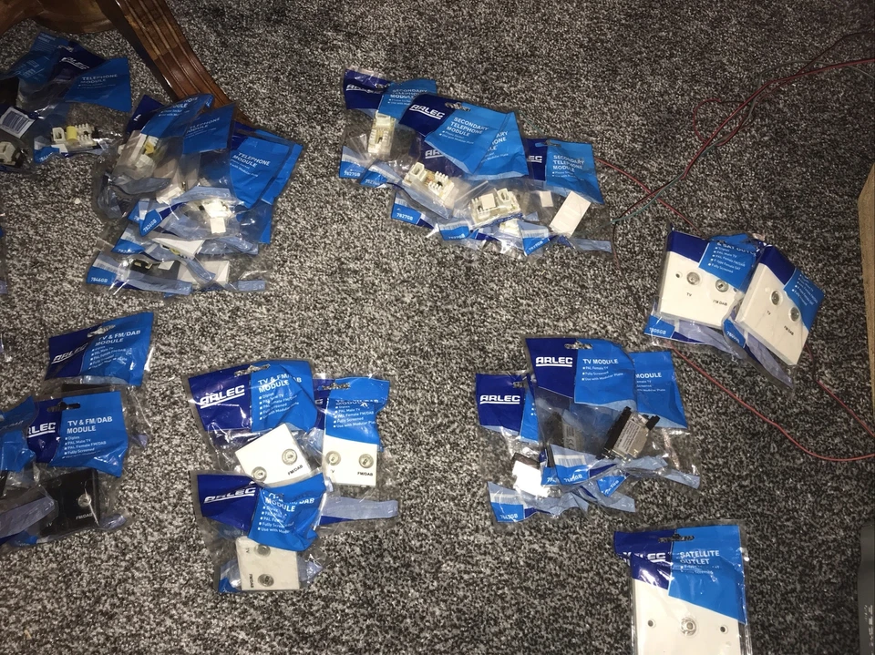 Lote de trabajos de otras brocas ARLEC TV, FM/DAB, SAT.1 y SAT.2 Foto 3 de 4