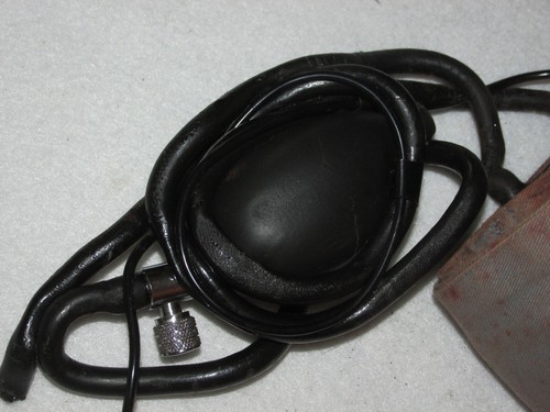 Vtg NELKIN SPHYGMOMANOMETER~Japan~Damaged pump and cuff~In box~AS IS~Collectible - Picture 4 of 8