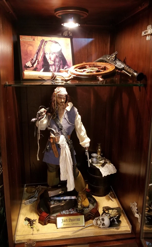 CINEMAQUETTE JACK SPARROW PIRATE OF THE CARIBBEAN pick up only - Imagem 2 de 4