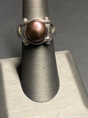 925 Sterling Silver  And South Sea Black Mobe Pearl Ring Size 6