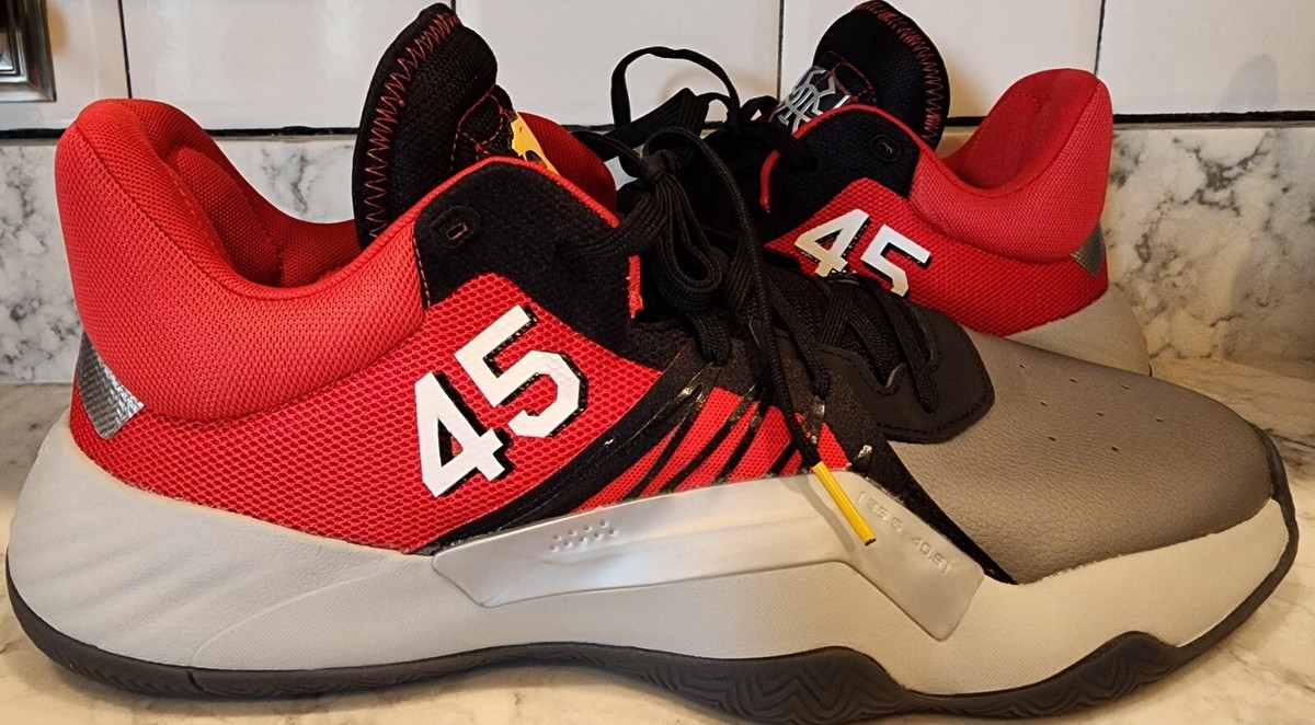 Size 15 adidas #45 Issue #1 Black History Month