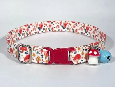 KITTY CLUB COLLARS Cat Collar- "Red Toadstools" Adjustable Breakaway Safety Quick-Release Collar