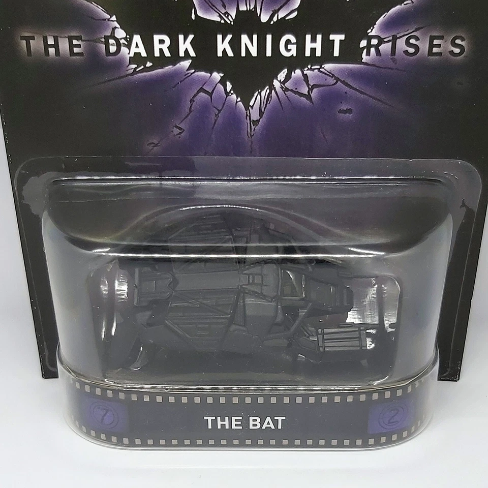 Hot Wheels The Dark Knight Rises The Bat Batman Modellino Aereo 1:64 Die Cast - Immagine 3 di 4