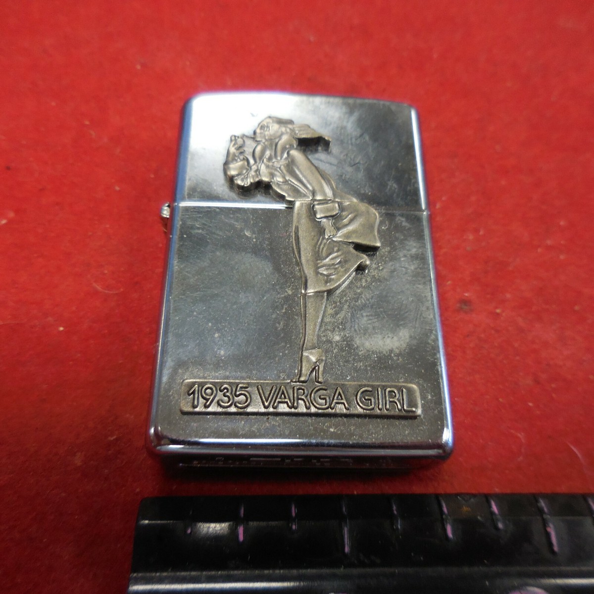 Zippo Lighter 1935 Varga Girl Chrome Unfired--NO BOX --- H Zippo Lighter 1935 Varga Girl Chrome Unfired--NO BOX --- H