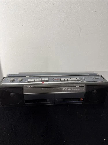 Sony CFS-W301 FM/AM Stereo Dual Cassette Radio Boombox Very Clean Tested