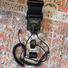 Vivitar 285 Auto Zoom Thyristor Flash - GOOD CONDITION With Varipower