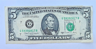 Vintage Five Dollar USA Banknote. Series 1988A. Federal Reserve Bank Of Chicago