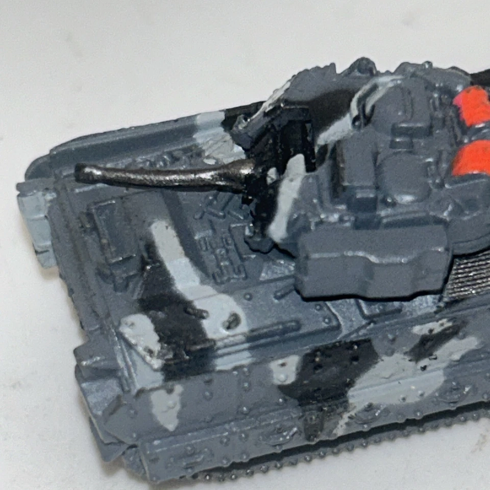 Vintage Anos 90 Galoob Micro Máquinas Bradley Tanque Terror Militar - Imagem 2 de 4