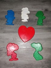 vintage-lot-of-cookie-cutter-peanuts-gang-snoopy-lucy-linus-charlie