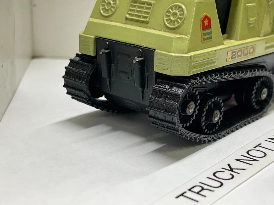 Matchbox Adventure 2000 Crusader K-2003 Space Tank ( TRACKS ONLY) - Image 3 of 3