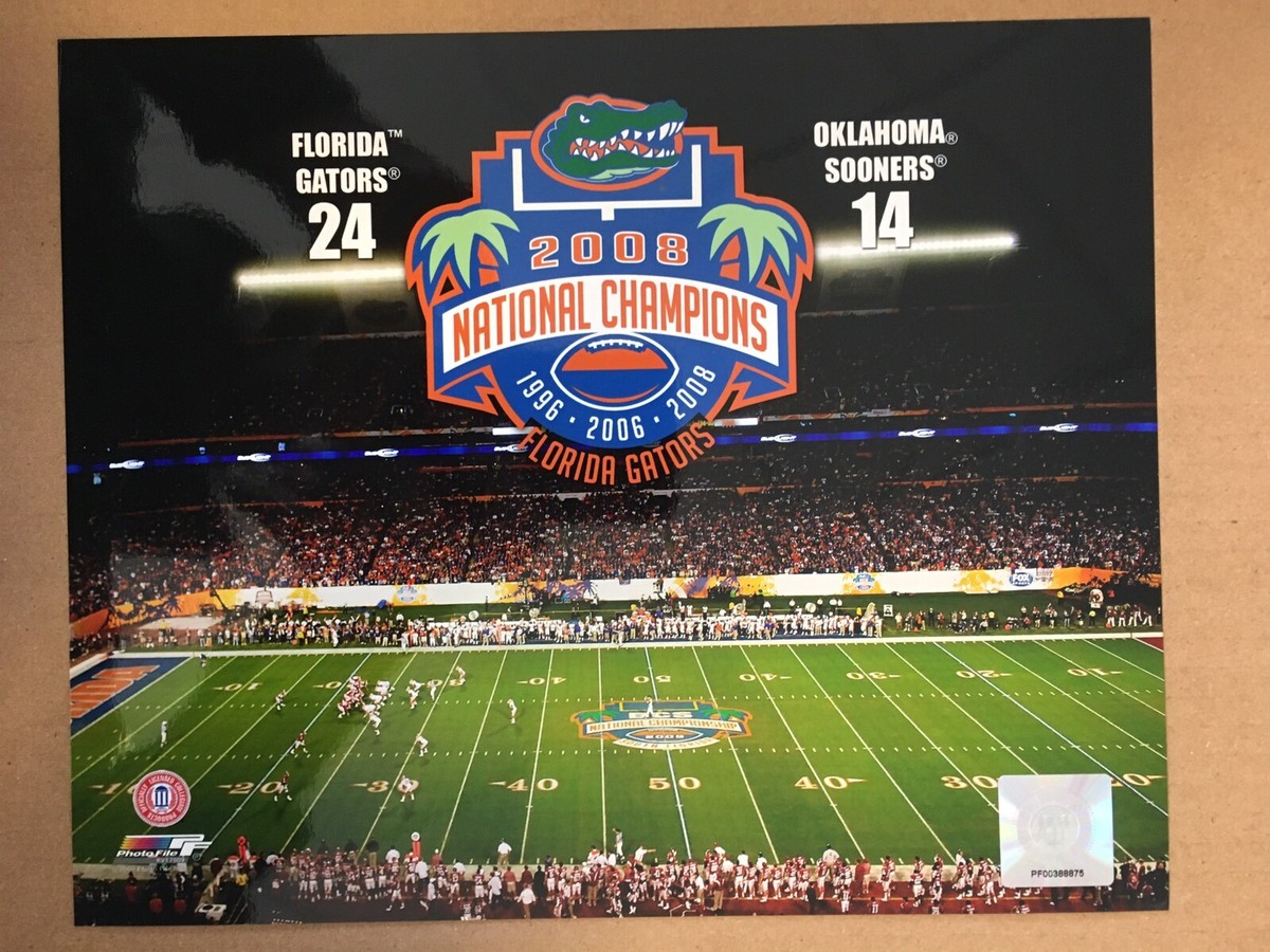 FLORIDA GATORS 2008 NATIONAL CHAMPIONSHIP Glossy 8 X 10 Photo DM1