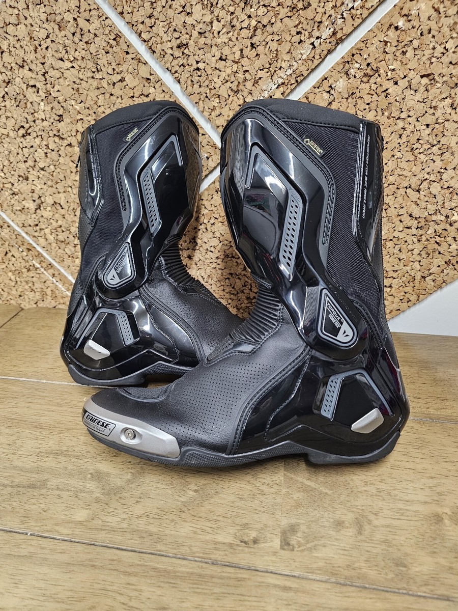 ダイネーゼ DAINESE TORQUE D1 OUT BOOTS EU41 Product review: Dainese Torque Out D1 Air boots - Overdrive
