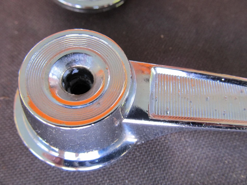 Dodge Dart Coronet Plymouth 1963-1966 carrocería A/B puerta y ventana manivela par bonito Foto 4 de 4