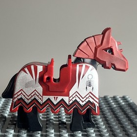 Lego Black Horse Scorpion Barding Helmet 48492 2490pb04 8777 Vladek CMF Lot 1O