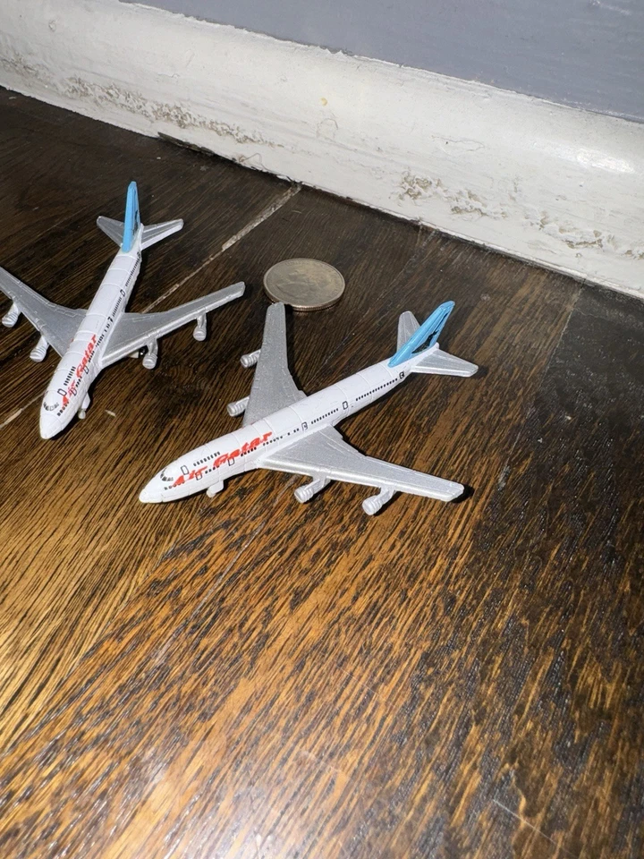 Galoob LGTI Micro Machines Boeing 747 Airplane "Air Gatar" 1992 - Lot Of 2 - Image 3 of 4
