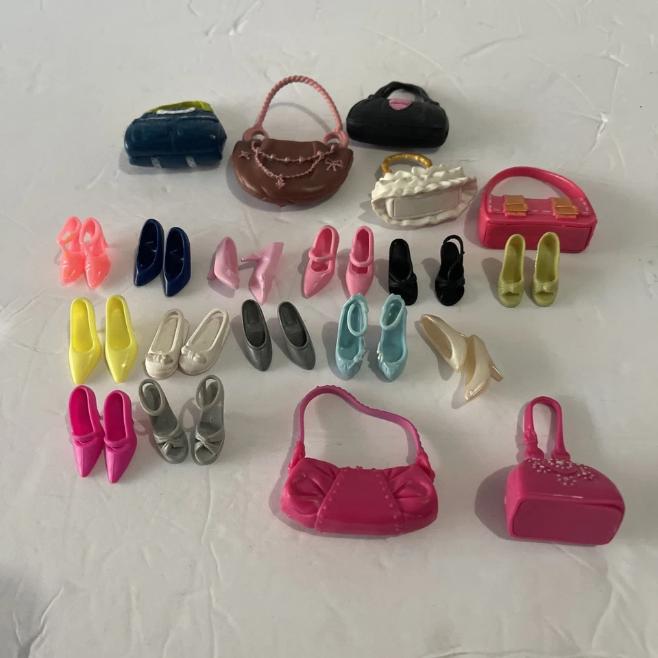 Barbie Skipper Shoes 13 Pairs And 7 Purses - Image 2 of 4