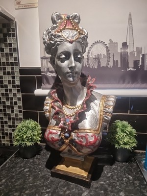Große Büste Skulptur Florentiner Prinzessin im Renaissance Stil (Königin von Frankreich)