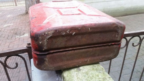 TANICA BENZINA BENZIN CANISTER INGLESE 2GM WW2 WEHRMACHT SOFFITTA NO SCAVO EPOCA - Foto 4 di 6