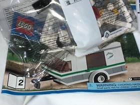 LEGO City 60117 Van & Caravan - with Minifigs and Manuals