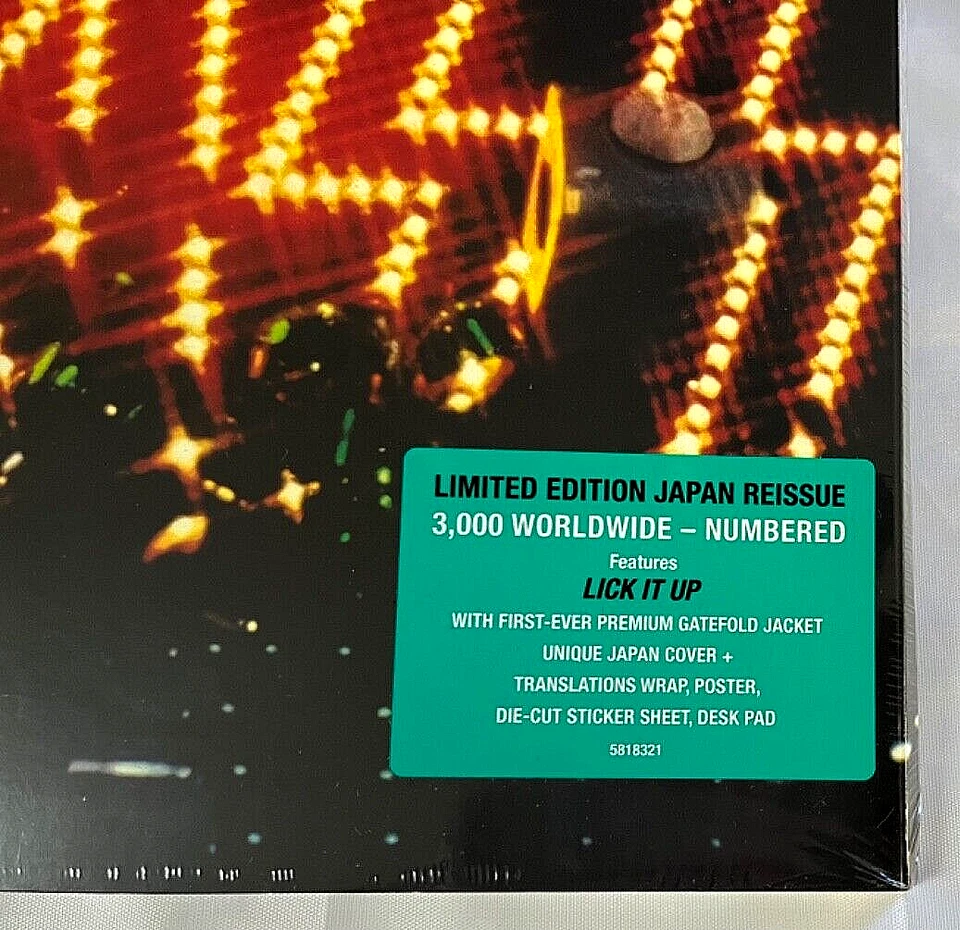 KISS Lick it Up 40th Anniversary Japan Edition LP Vinyl New Sealed No. 1065/3000 - Image 3 of 4