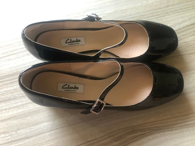 clarks mary jane pumps
