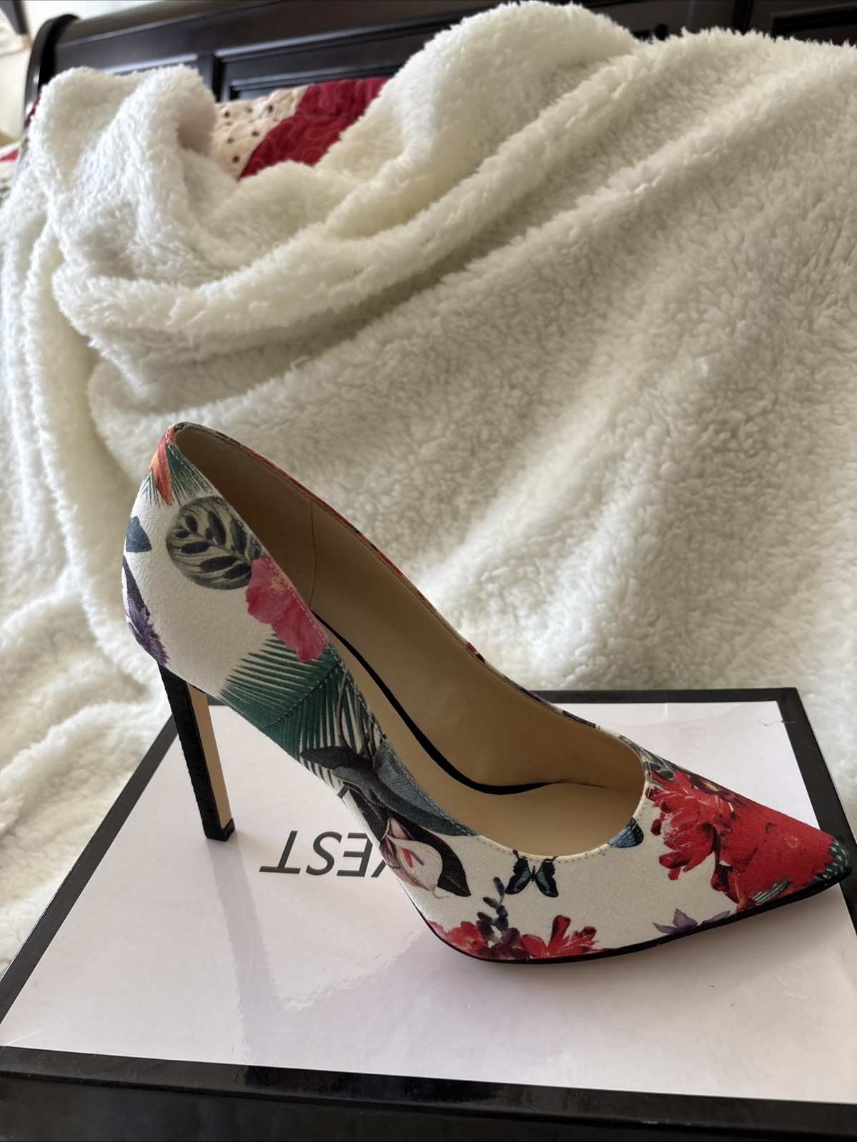 Nine West White Floral Stilettos