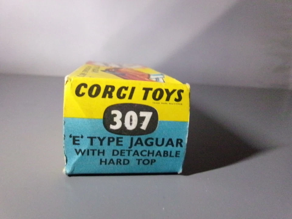 CORGI TOYS.  Jaguar "E" type  scala 1/43 made in England EMPTY BOX - Immagine 4 di 4