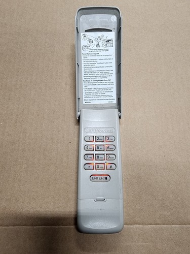 LIFTMASTER 877MAX WIRELESS KEYLESS ENTRY PAD