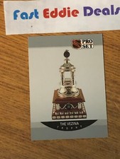 PRO SET NHL HOCKEY 1990 THE VEZINA TROPHY WINNER CARD 391 PATRICK ROY EXCELLENT