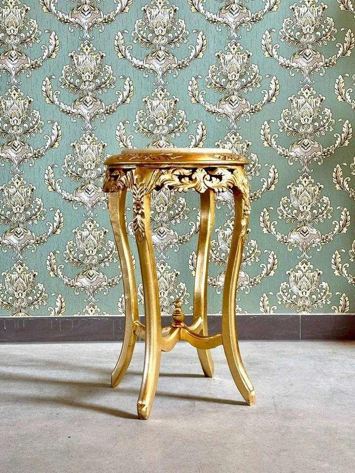 Baroque Rococo Style Marble Top End Table: Hand-Carved Beige Marble in Gold - Bild 3 von 4