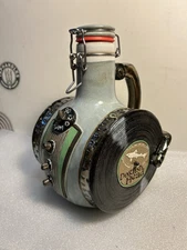 RARE. DOGFISH HEAD UBER ANALOG BEER RECORD PLAYER CERAMIC BEER GROWLER #33 OF 35