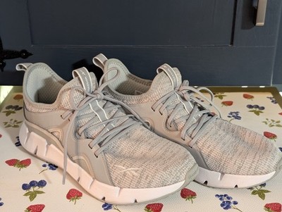 Reebok Women's Zig Sky 2.0 Sneaker Size 8.5 Gray