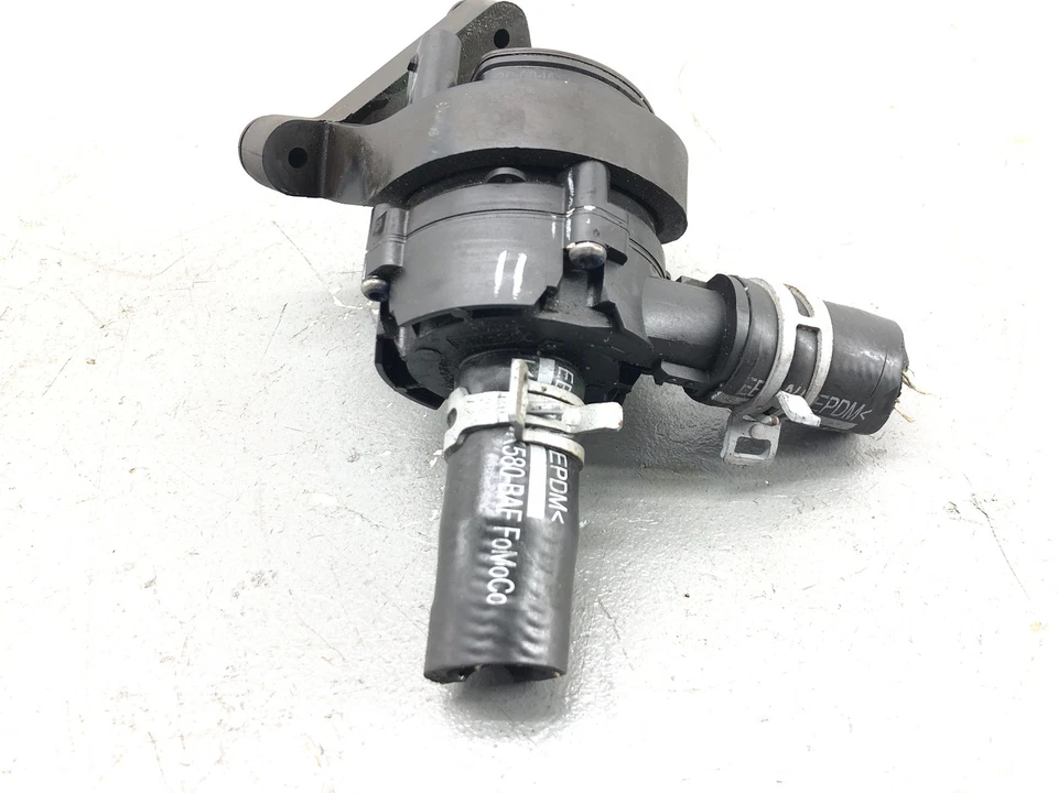 Ford Explorer 2020-2024 bomba de refrigerante de agua eléctrica auxiliar de 3,0 L L1M3-18D473 Foto 3 de 4