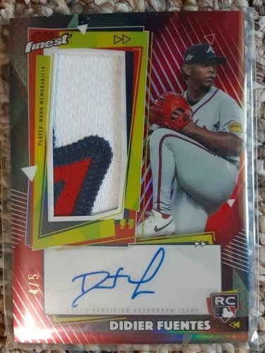2026 Topps Finest Didier Fuentes Red (RAW)