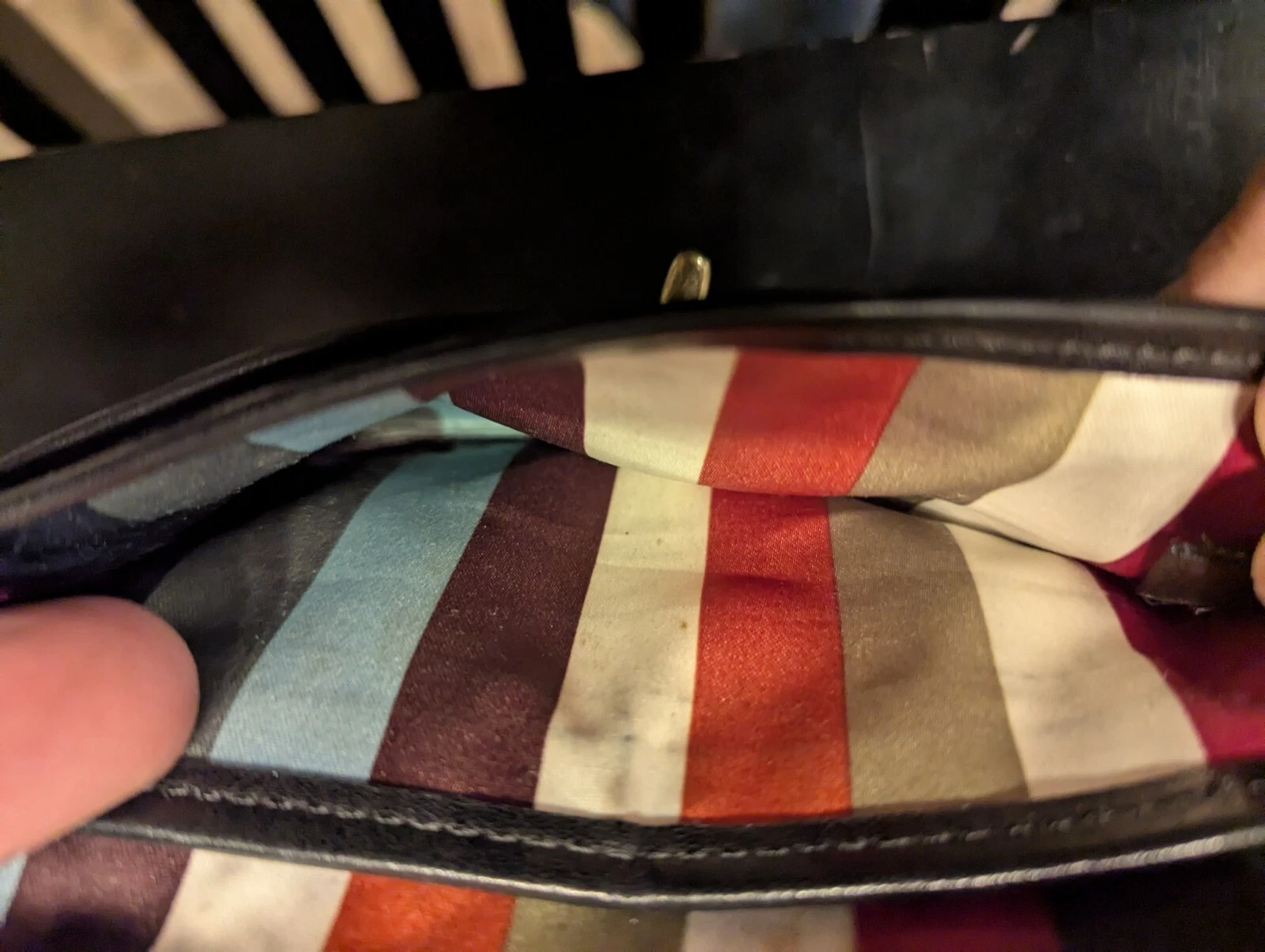 Borsa Coach Turnlock firmata tela beige modello totale F41941