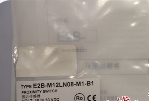 D40ML P2 B M12 669708 AA044816C OMRON Interruttore di Serr