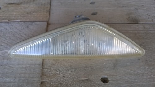 BMW E46 M3 325ci 330ci LEFT DRIVER TURN INDICATOR SIDE MARKER LAMP 63136920731 - Picture 3 of 7