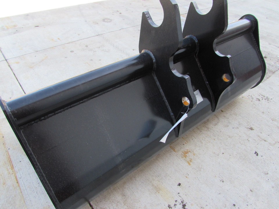 NEW KUBOTA EXCAVATOR 36" CLEANUP GRADING BUCKET KX121 KX040 KX71 KX91