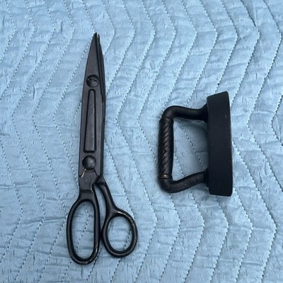 Vintage Peerless 10'' Pinking Shears Scissors & Antique Cast Iron 4.5'' Sad Iron