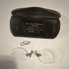 Gf shuron glasses with case