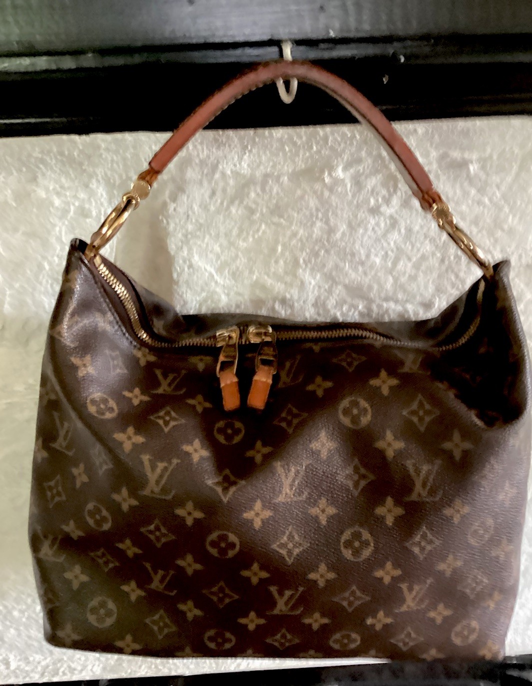 Louis Vuitton Sully Pm Handbag