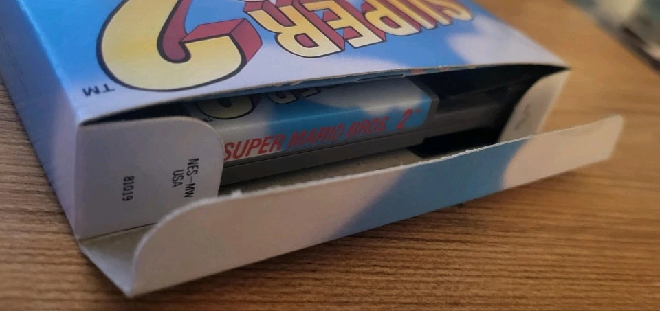 Super Mario Bros 2 Original NES Video Game (CIB/Tested) Mint Condition - Image 3 of 4